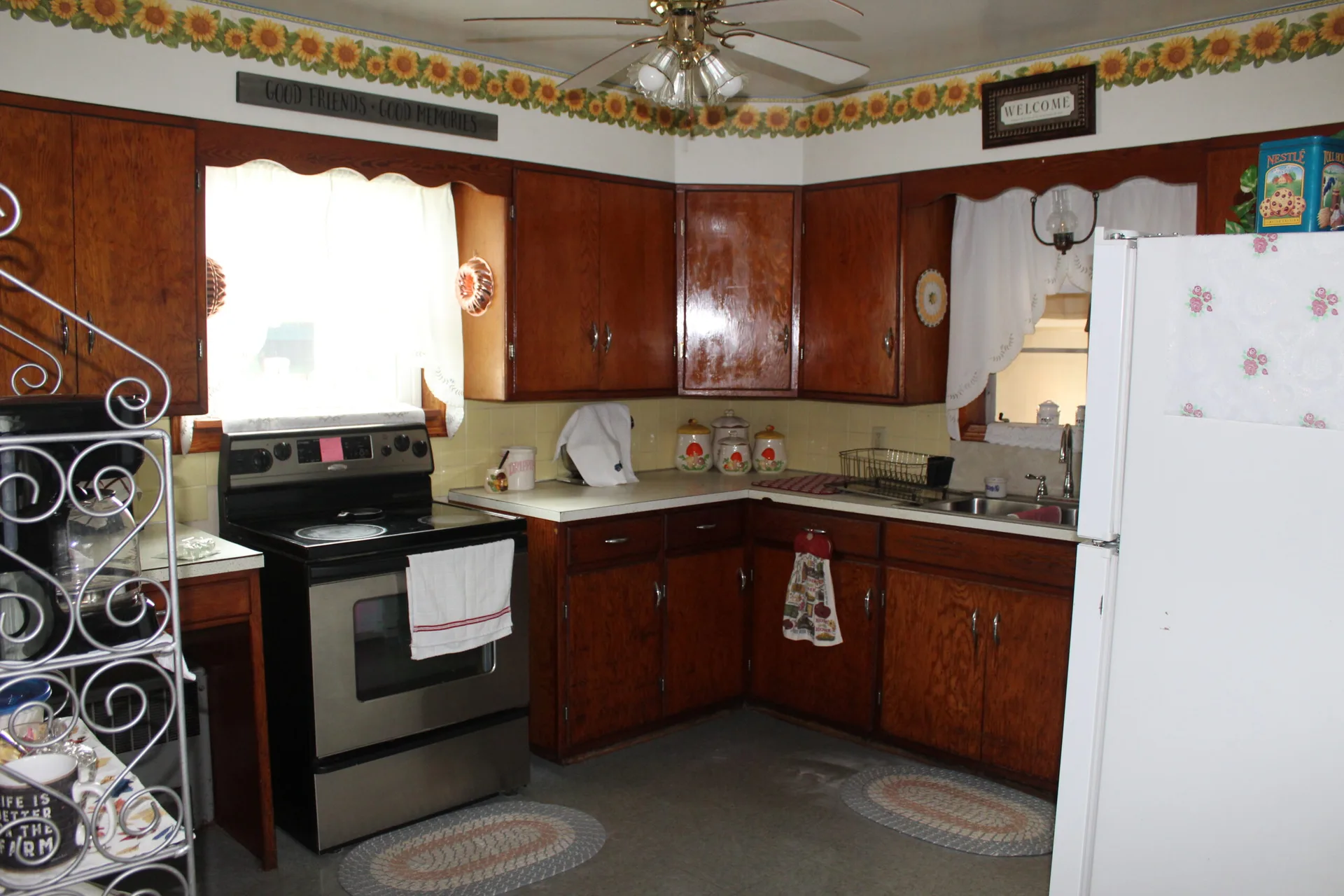 Lone Rose Cottage